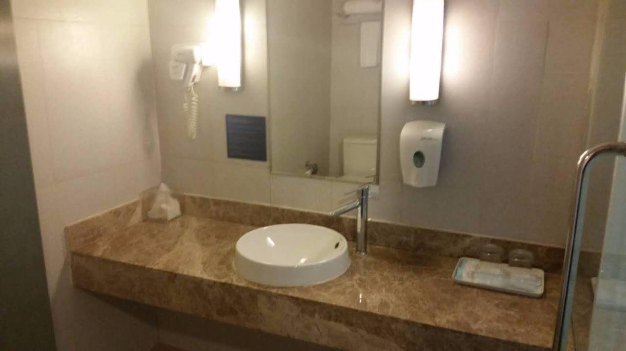 Holiday Inn Express Tianjin City Center ภายนอก รูปภาพ